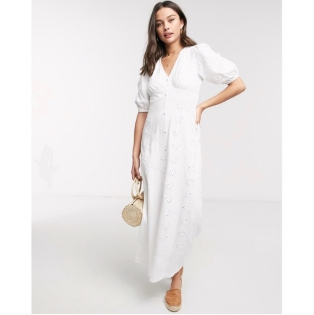 ASOS Design's Broderie Eyelet Maxi Dress in White 4 Lacy Embroidery V-neck Boho